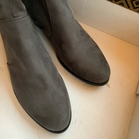 Charles by Charles David Boots - Picture 7 of 8